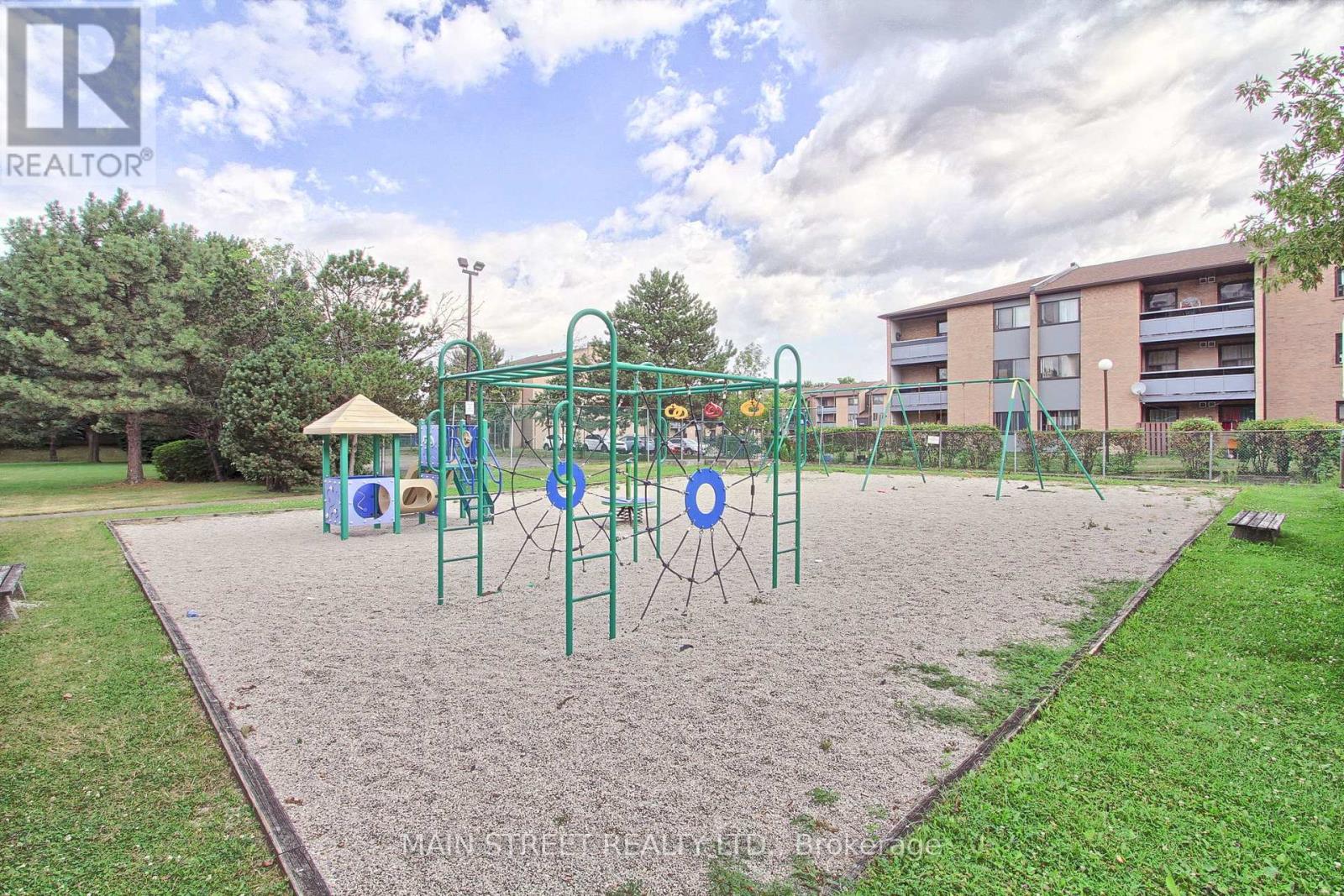 Photo 27 of 307 355 Rathburn Road E, Mississauga ON