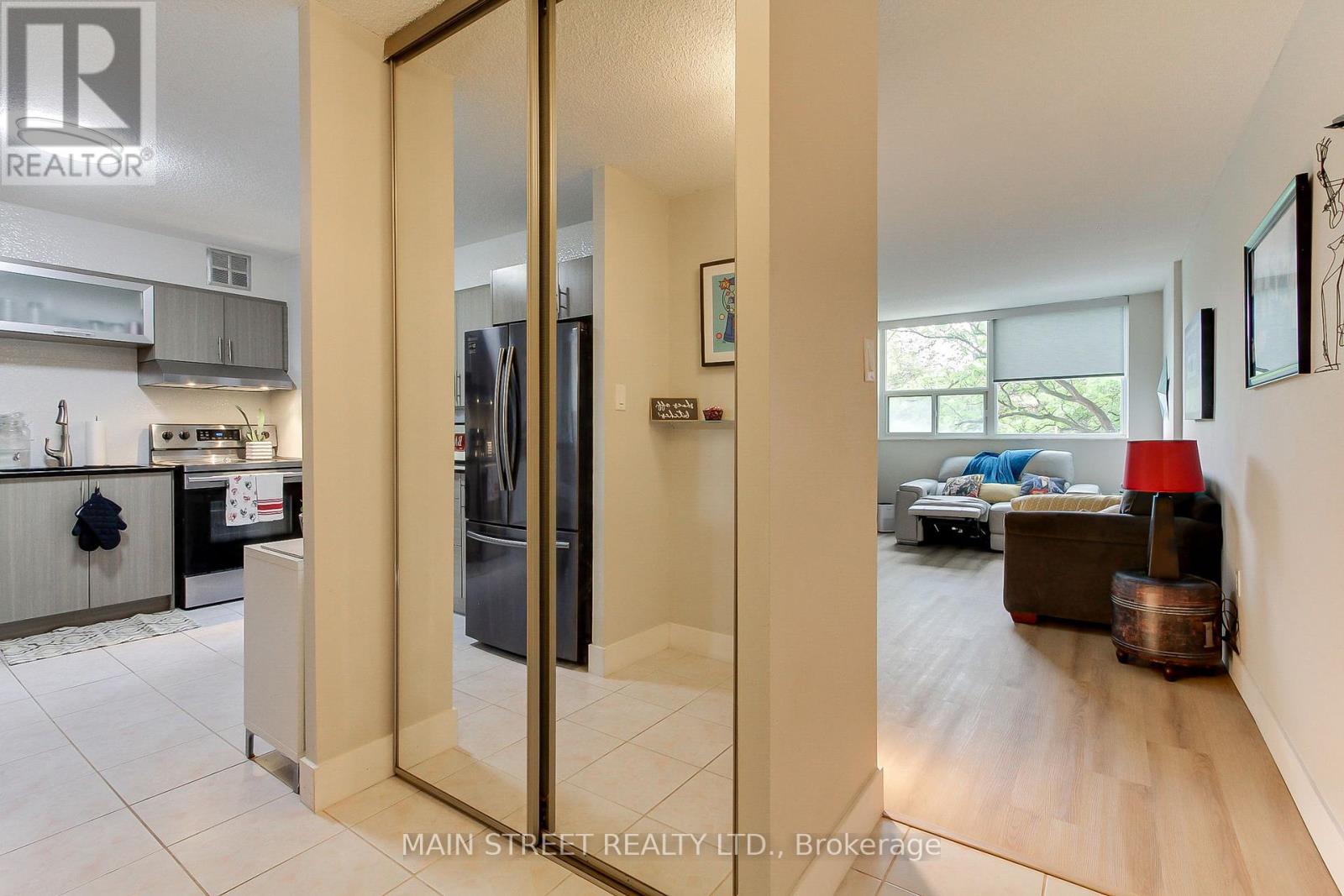 Photo 26 of 307 355 Rathburn Road E, Mississauga ON