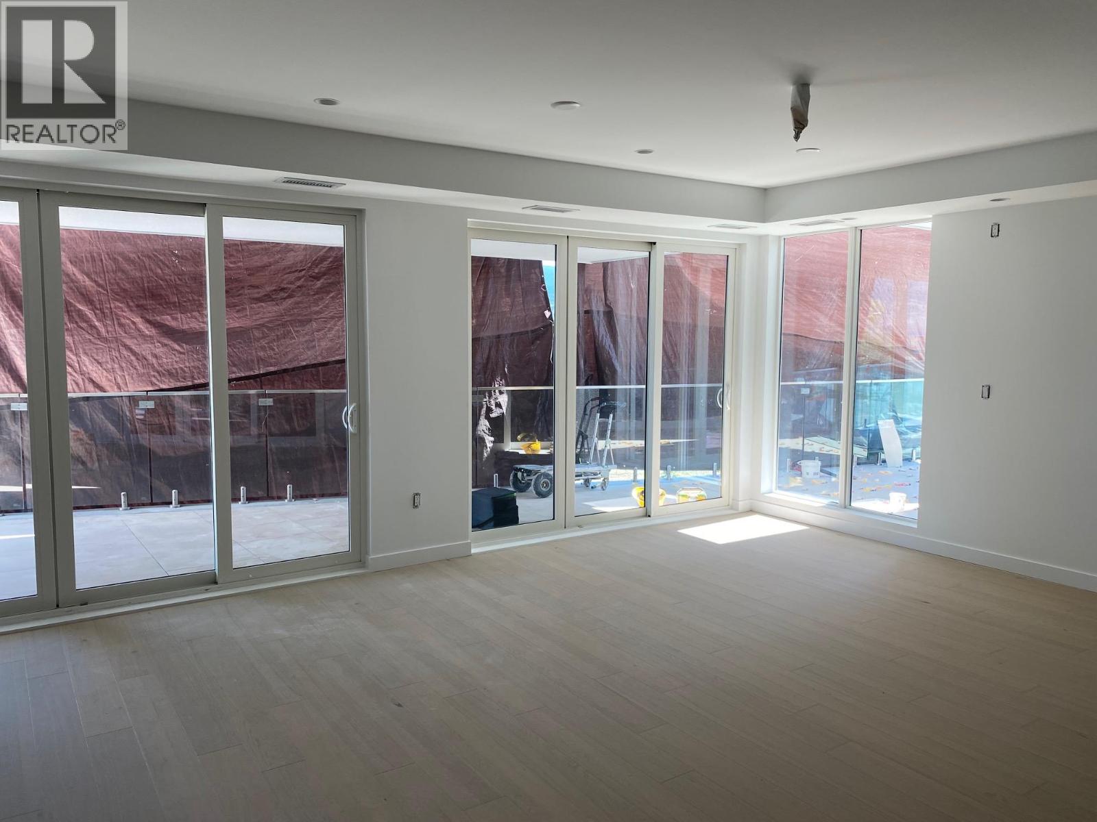13419 Lakeshore Drive S Unit# 101, Summerland
