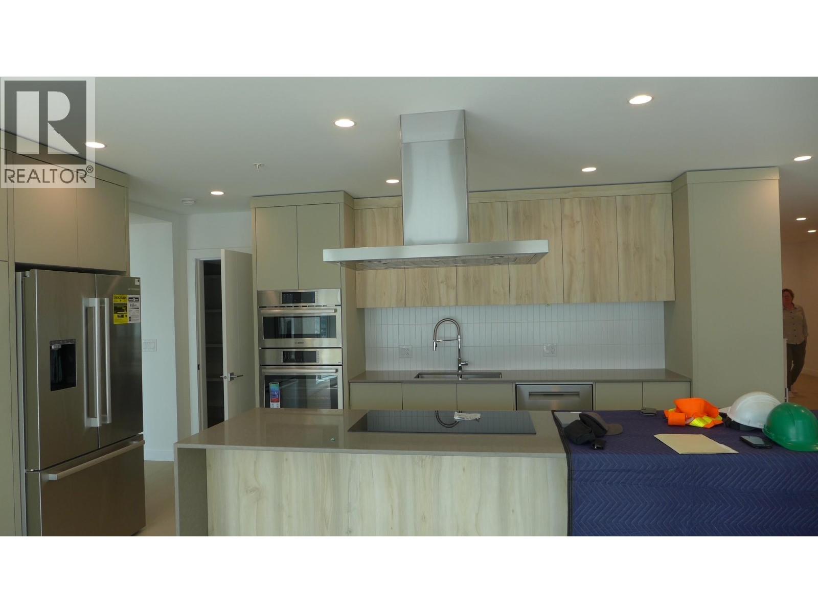 13419 Lakeshore Drive S Unit# 101, Summerland