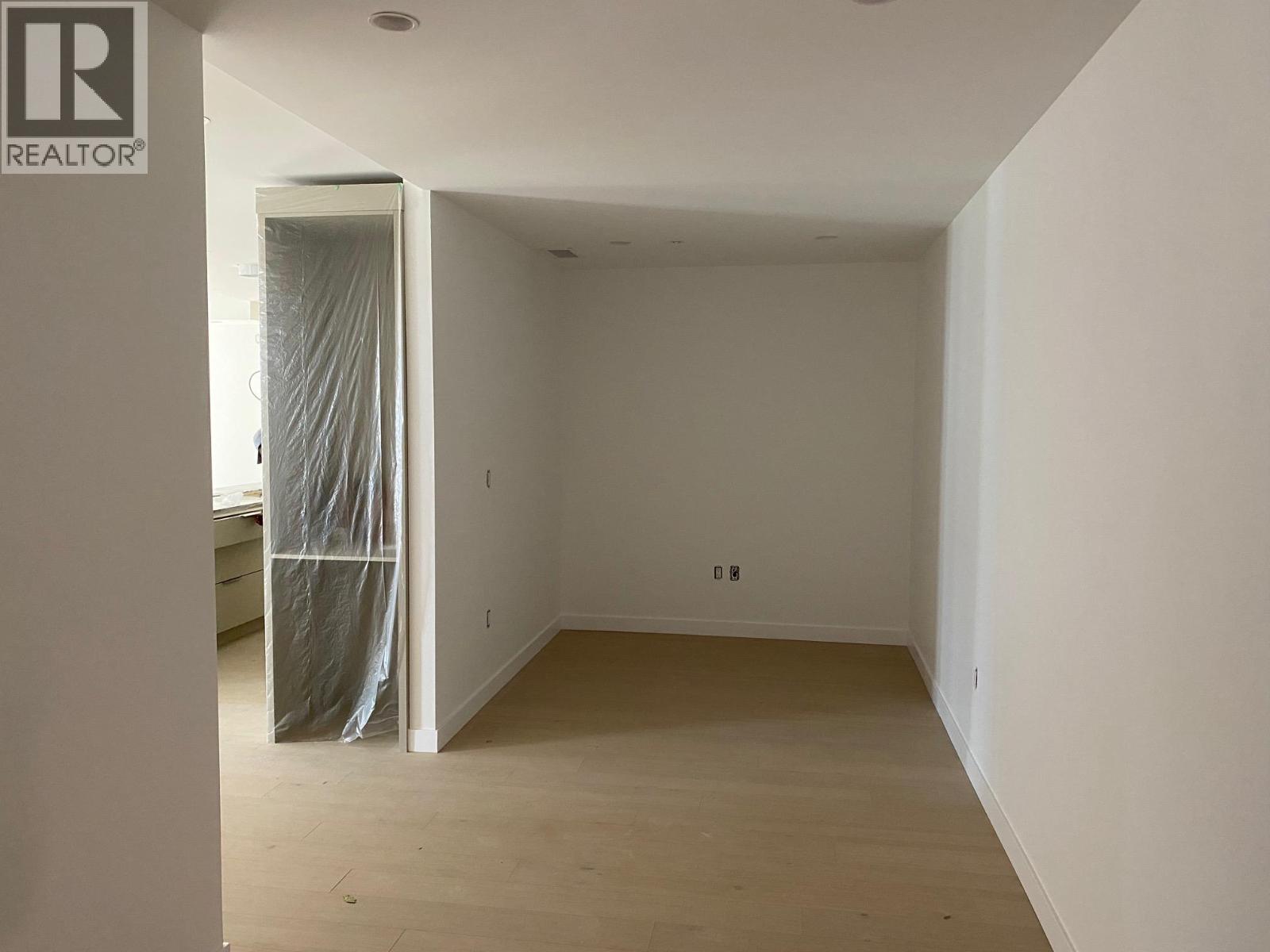 13419 Lakeshore Drive S Unit# 101, Summerland