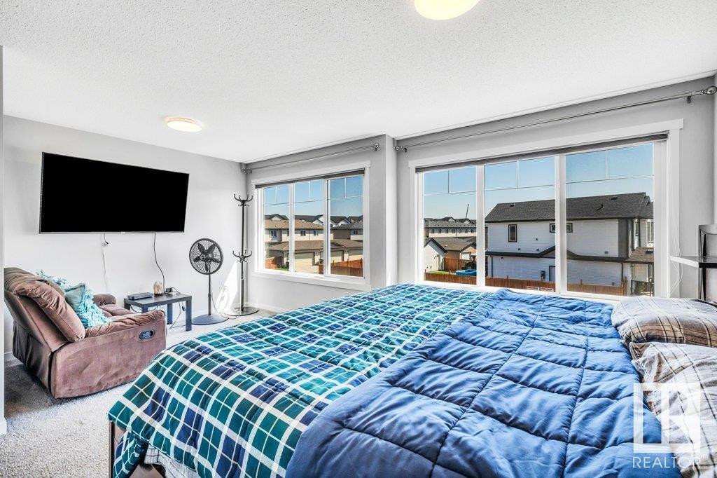 Photo 21 of 17512 47 St Nw, Edmonton AB