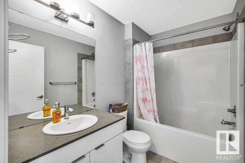 Photo 27 of 17512 47 St Nw, Edmonton AB