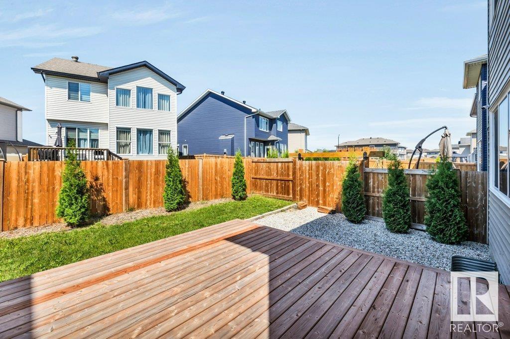 Photo 29 of 17512 47 St Nw, Edmonton AB