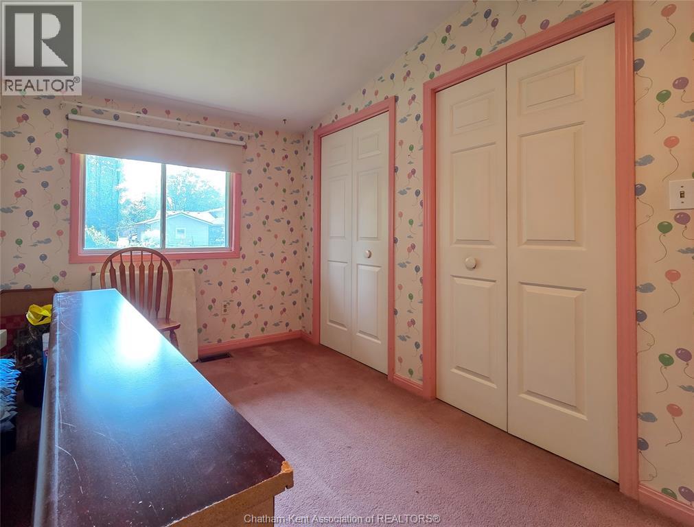 Photo 29 of 64 Parkwood Drive, Chatham ON