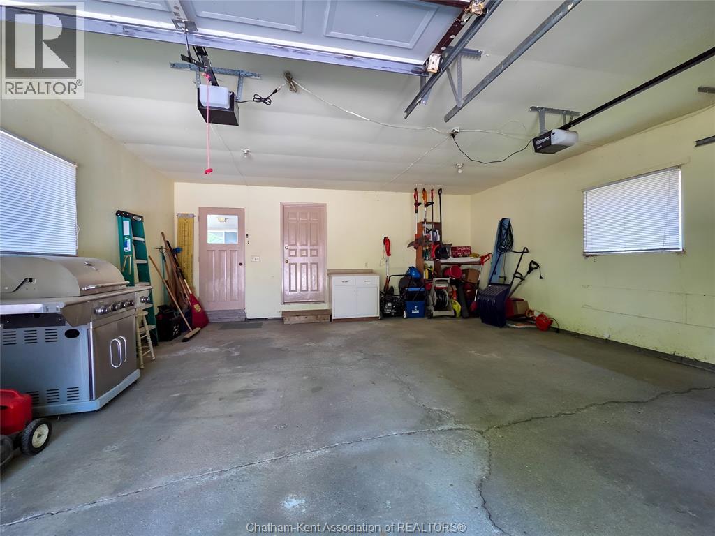 Photo 46 of 64 Parkwood Drive, Chatham ON