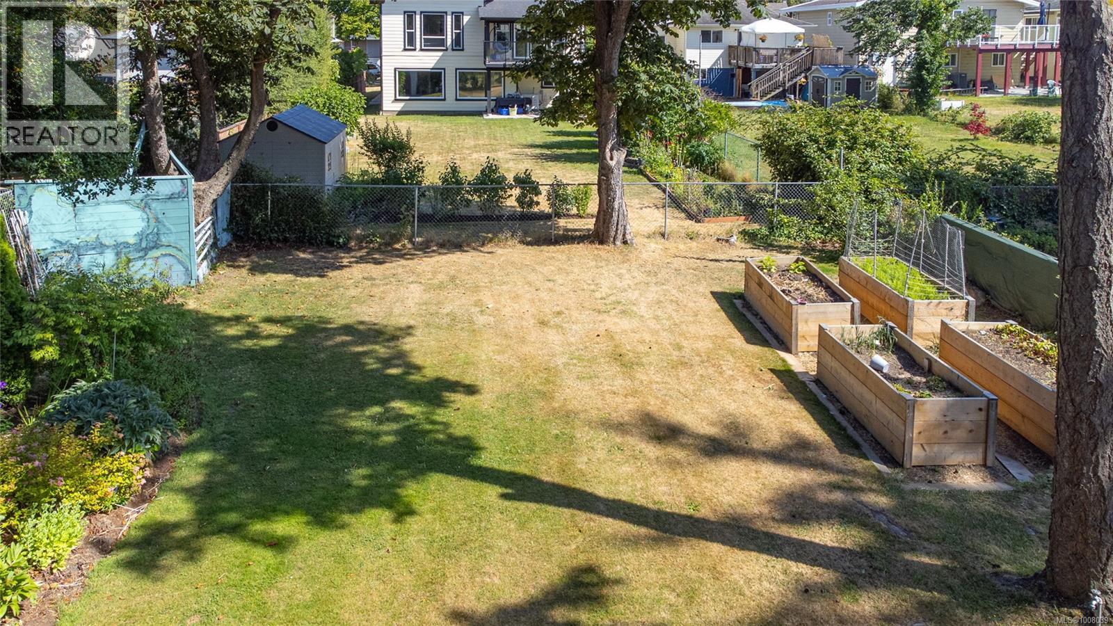 Photo 21 of 3275 Wascana St, Saanich BC