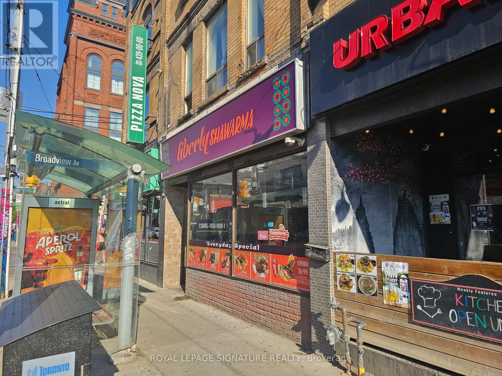 Photo 3 of 716 Queen Street E, Kitchener ON