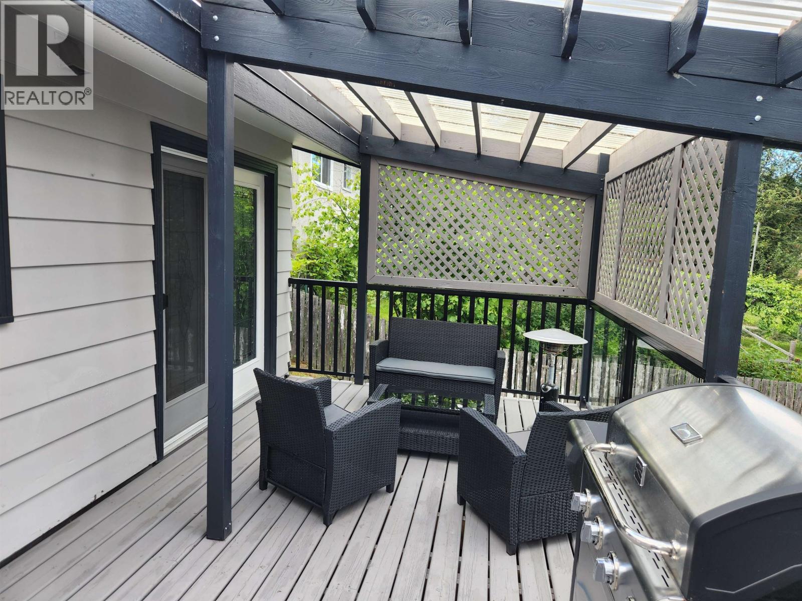 Photo 9 of 1628 Gillett Street, Prince George BC