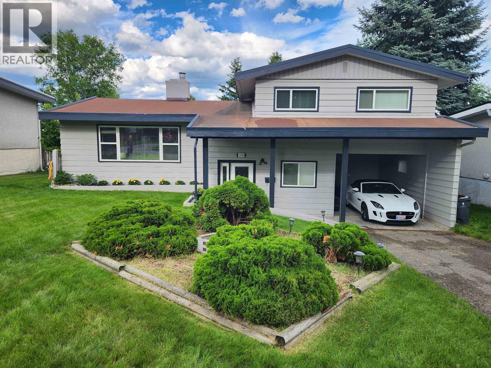 Photo 1 of 1628 Gillett Street, Prince George BC