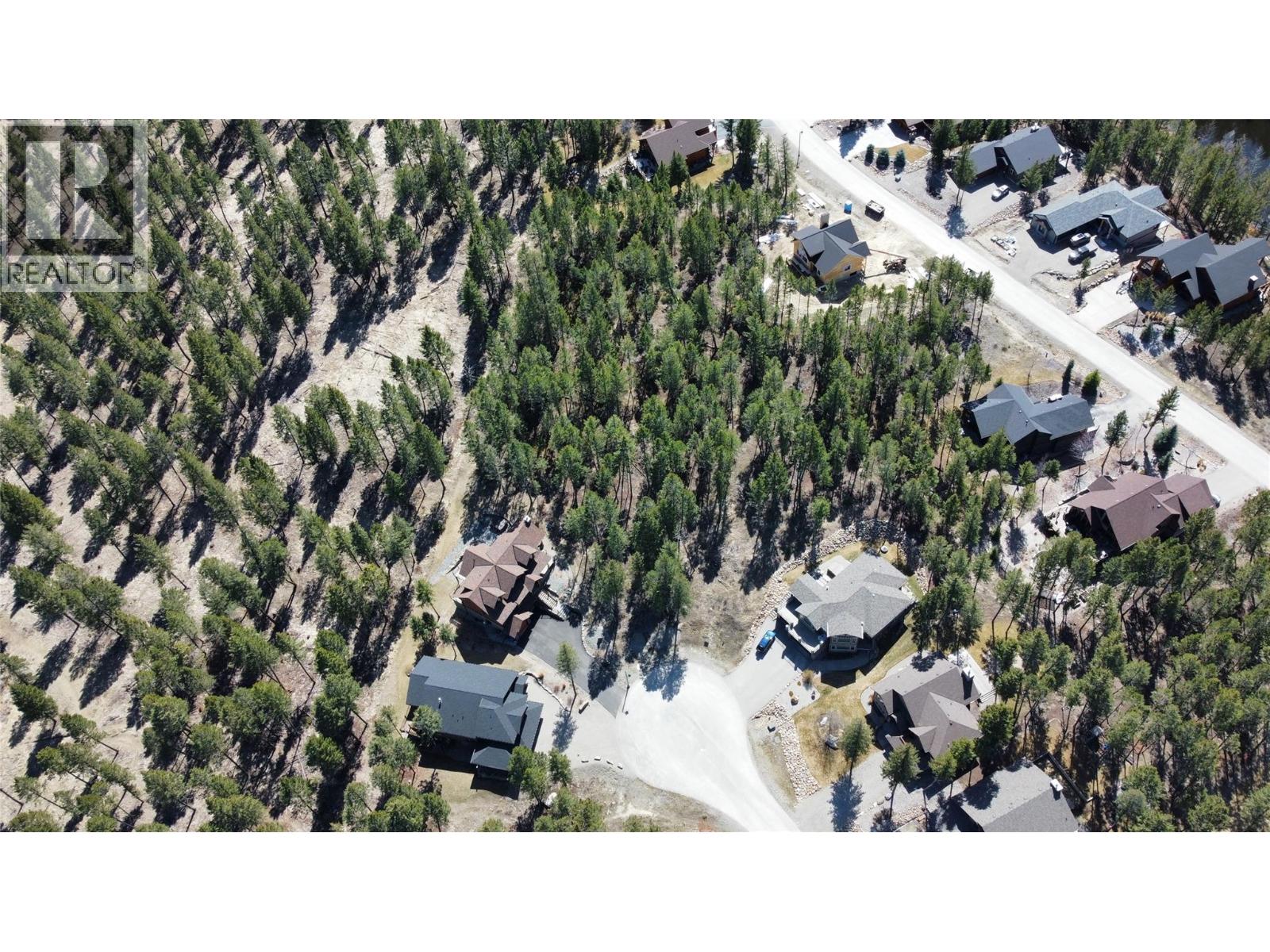 Photo 6 of 2520 Cobblestone Circle, Invermere BC