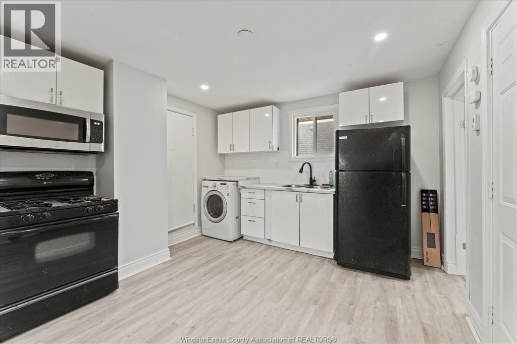 Photo 8 of 440 Parent Avenue, Windsor ON