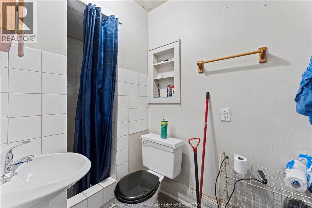 Photo 33 of 440 Parent Avenue, Windsor ON
