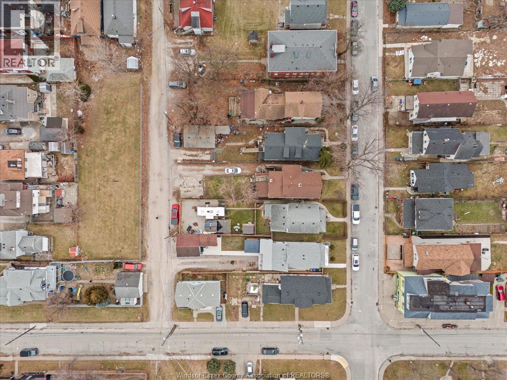 Photo 5 of 440 Parent Avenue, Windsor ON