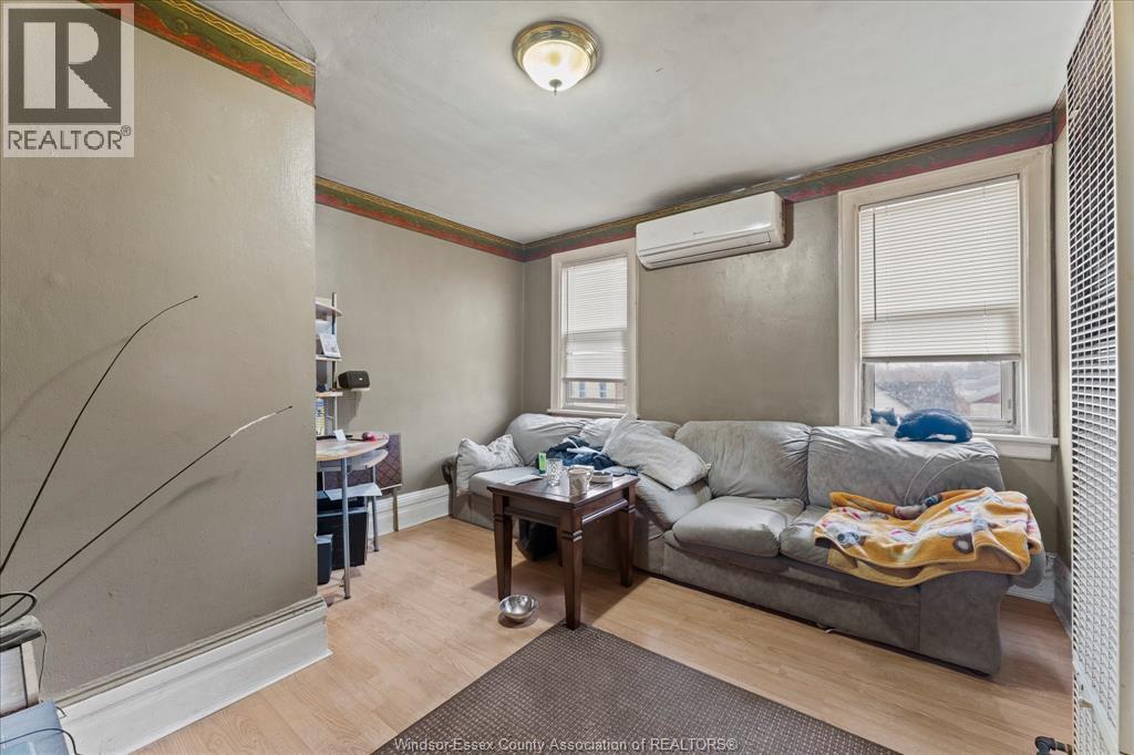 Photo 32 of 440 Parent Avenue, Windsor ON