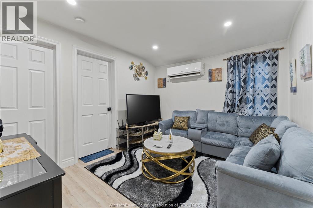 Photo 22 of 440 Parent Avenue, Windsor ON