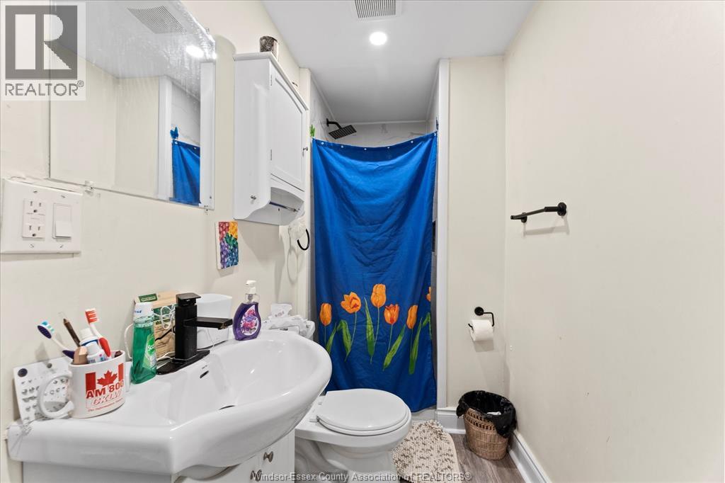 Photo 40 of 440 Parent Avenue, Windsor ON
