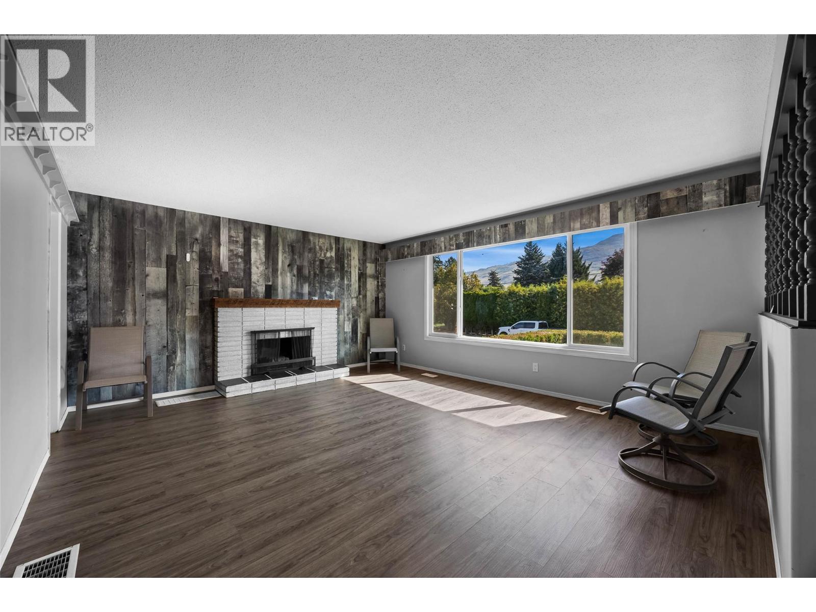 Photo 9 of 2972 Gilbert Road, Kamloops BC