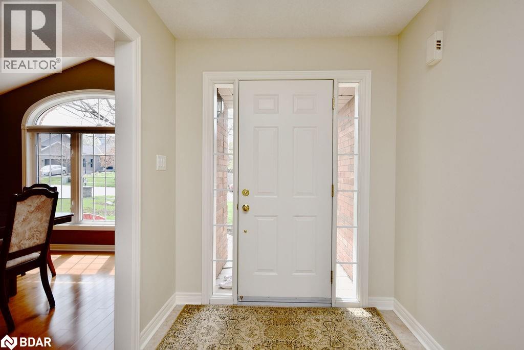 Photo 35 of 167 Crompton Drive, Barrie ON