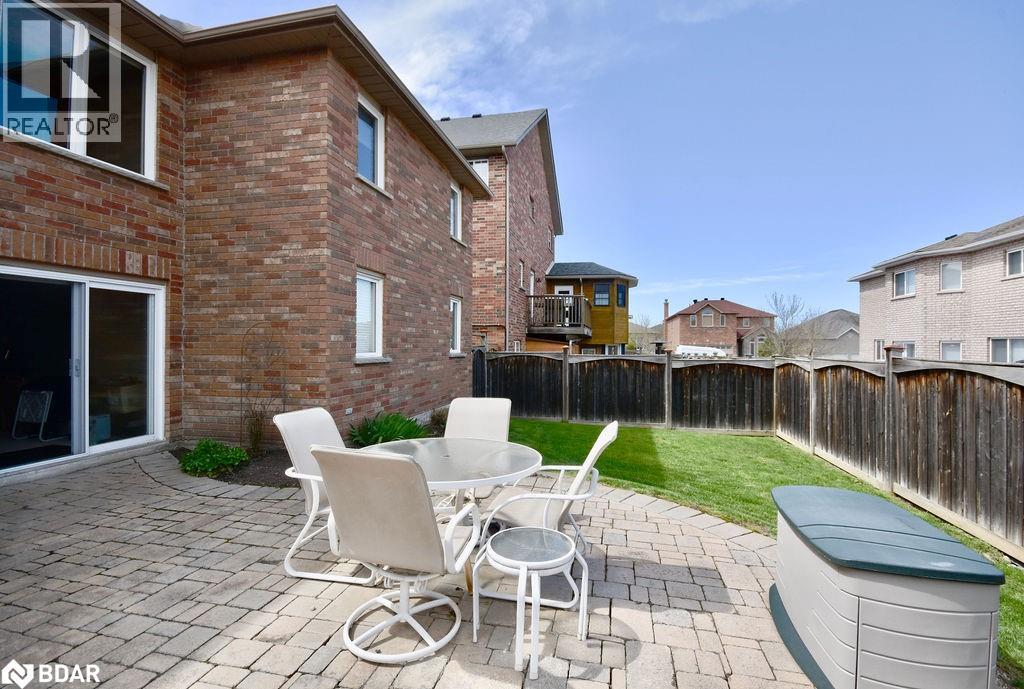 Photo 22 of 167 Crompton Drive, Barrie ON