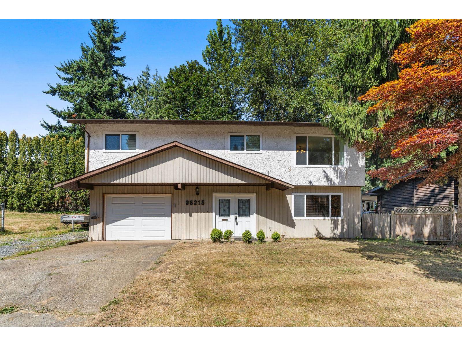 Photo 4 of 35215 Mckee Road, Abbotsford BC