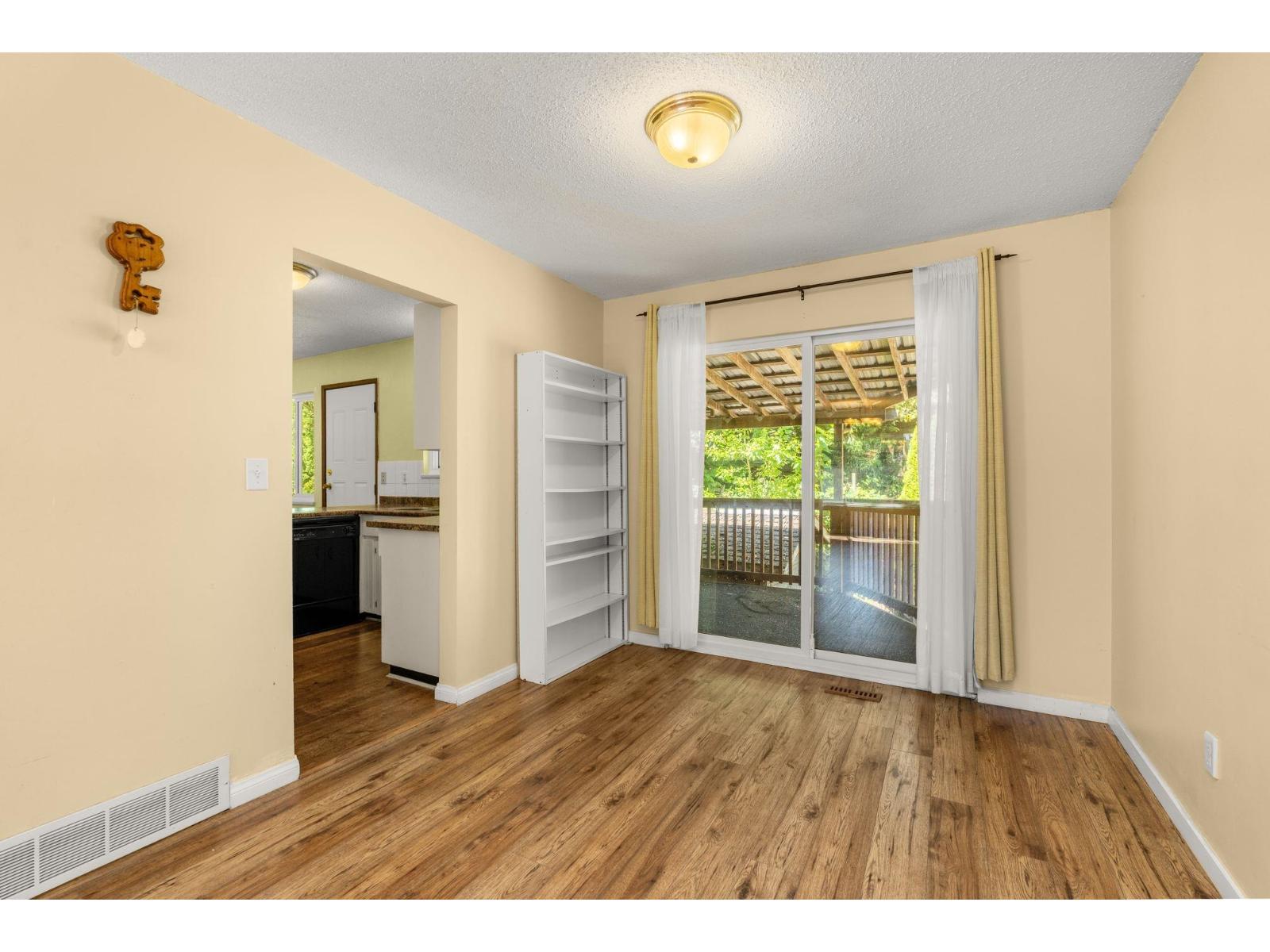 Photo 28 of 35215 Mckee Road, Abbotsford BC
