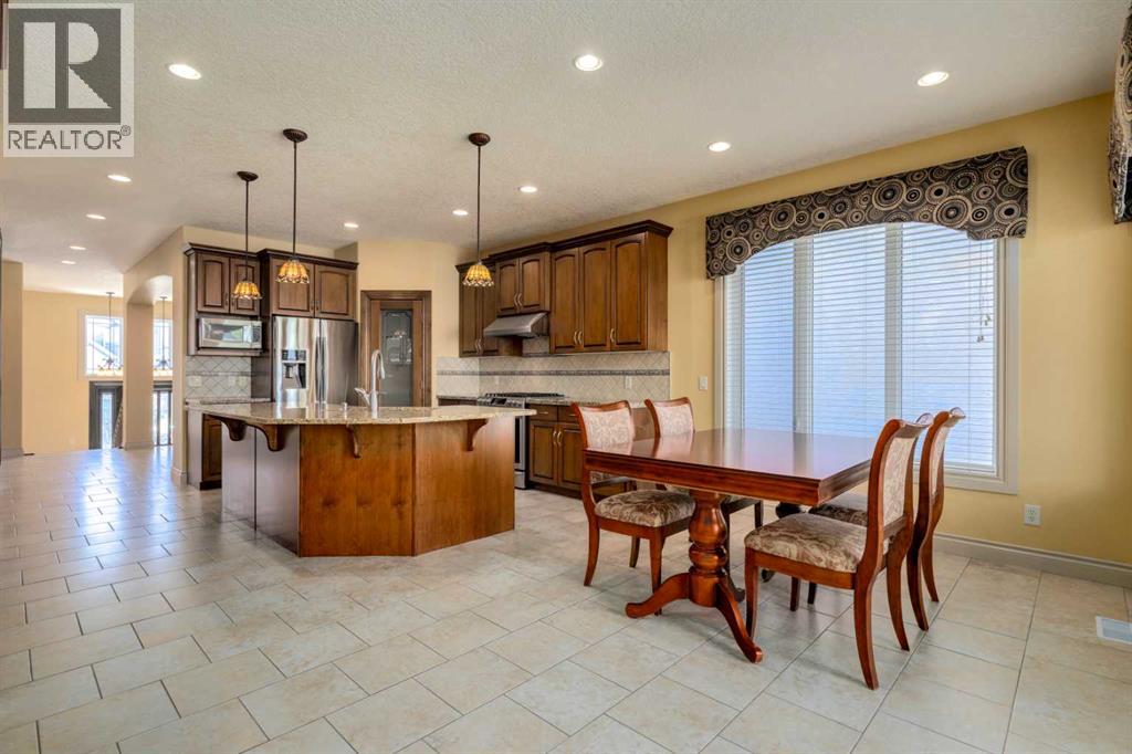 Photo 21 of 72 Panatella Manor Nw, Calgary AB