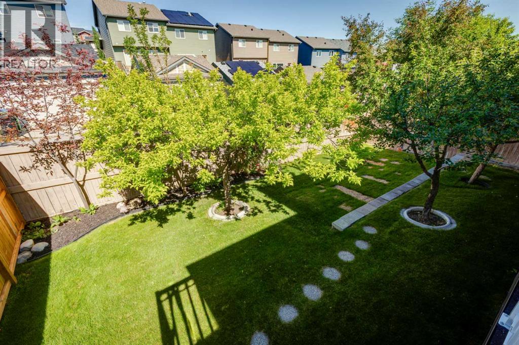 Photo 40 of 72 Panatella Manor Nw, Calgary AB