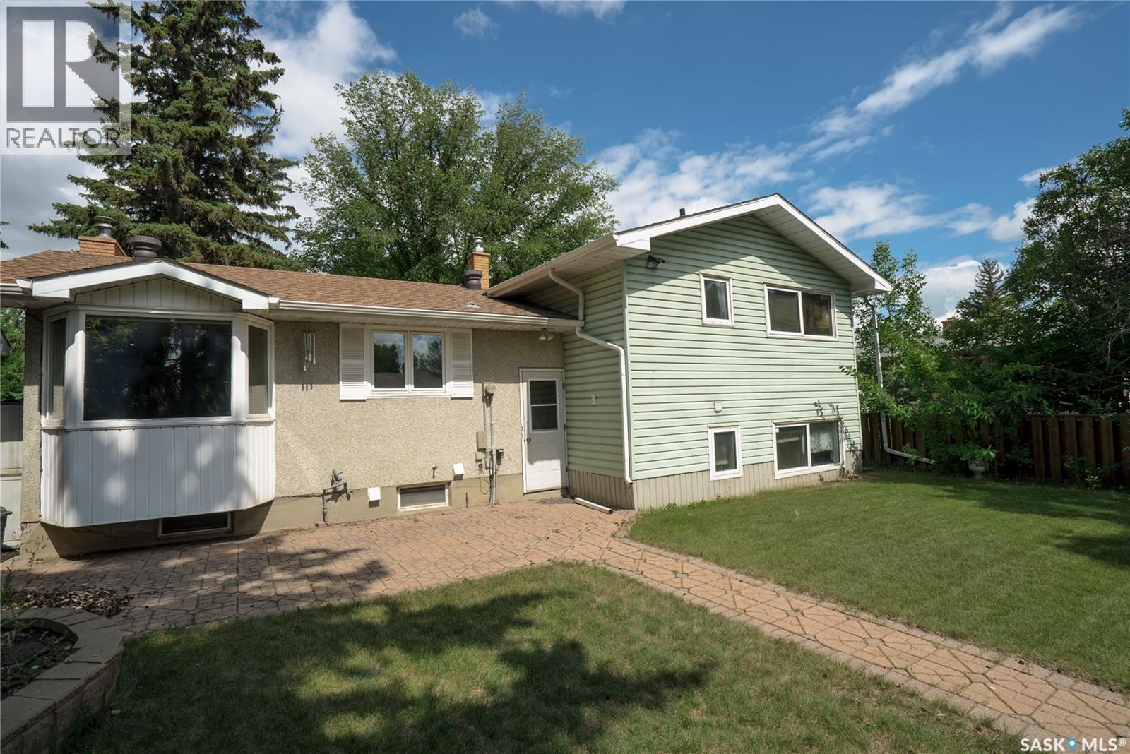Photo 40 of 15 Richmond Crescent, Saskatoon SK