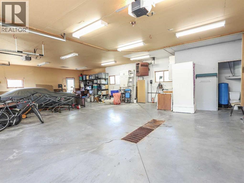 Photo 31 of 20108 Twp 40 4, Rural Stettler No 6 County Of AB