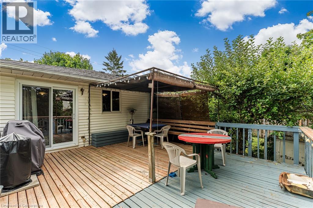 Photo 20 of 40 Wade Road, Smithville ON