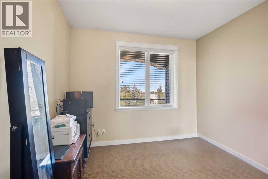 Photo 24 of 405 4707 50 Street, Sylvan Lake AB