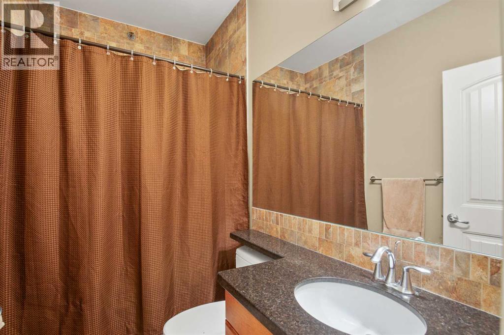 Photo 14 of 405 4707 50 Street, Sylvan Lake AB