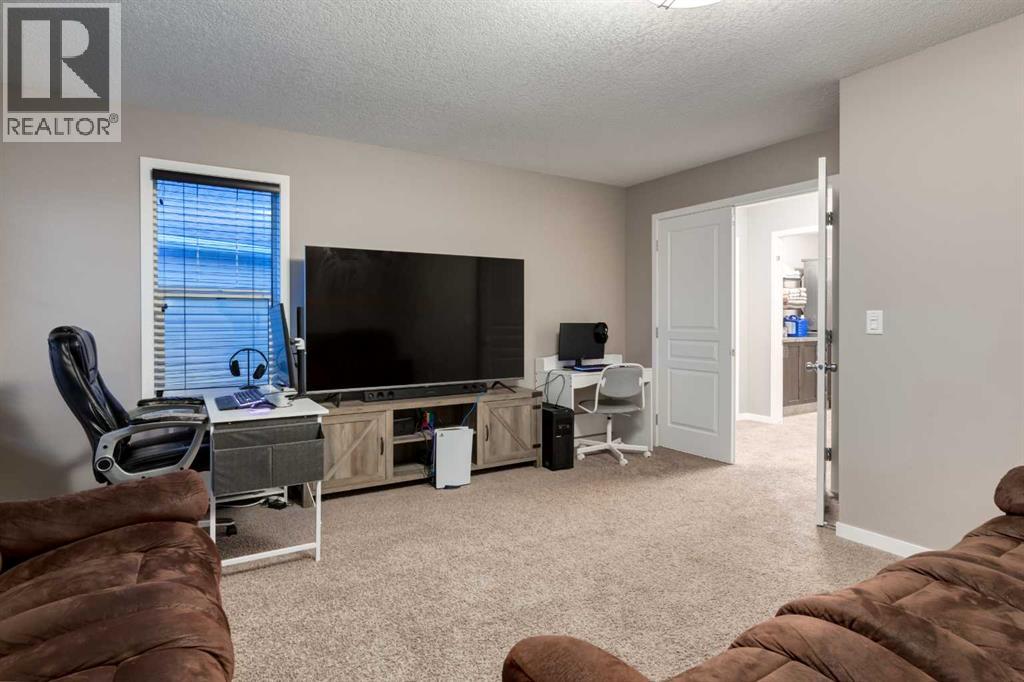Single Family House for Sale in  Auburn Glen Common SE Auburn Bay Calgary 
