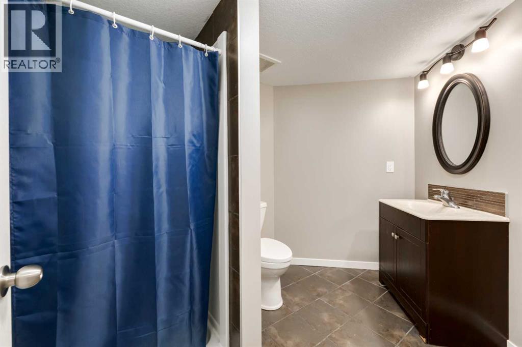 Single Family House for Sale in  Auburn Glen Common SE Auburn Bay Calgary 