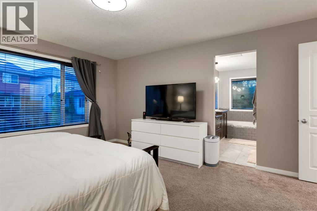 Single Family House for Sale in  Auburn Glen Common SE Auburn Bay Calgary 