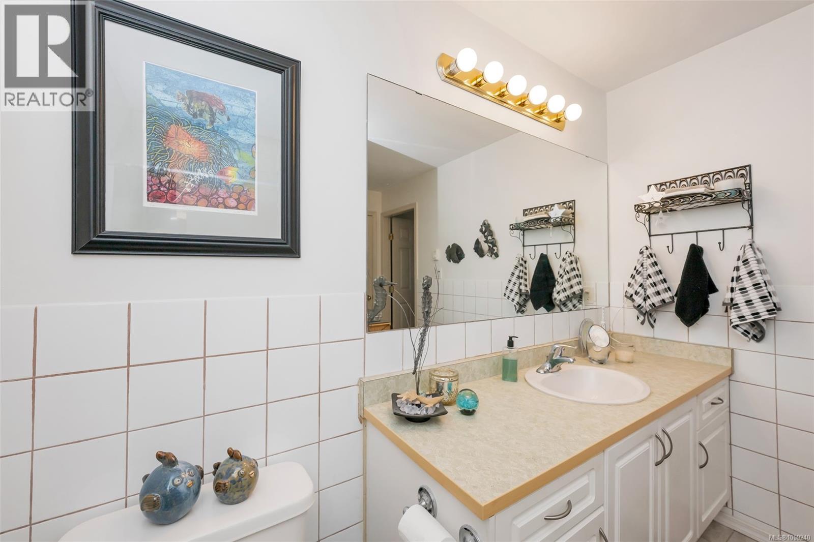 Photo 22 of 207 2568 Dingwall St, Duncan BC