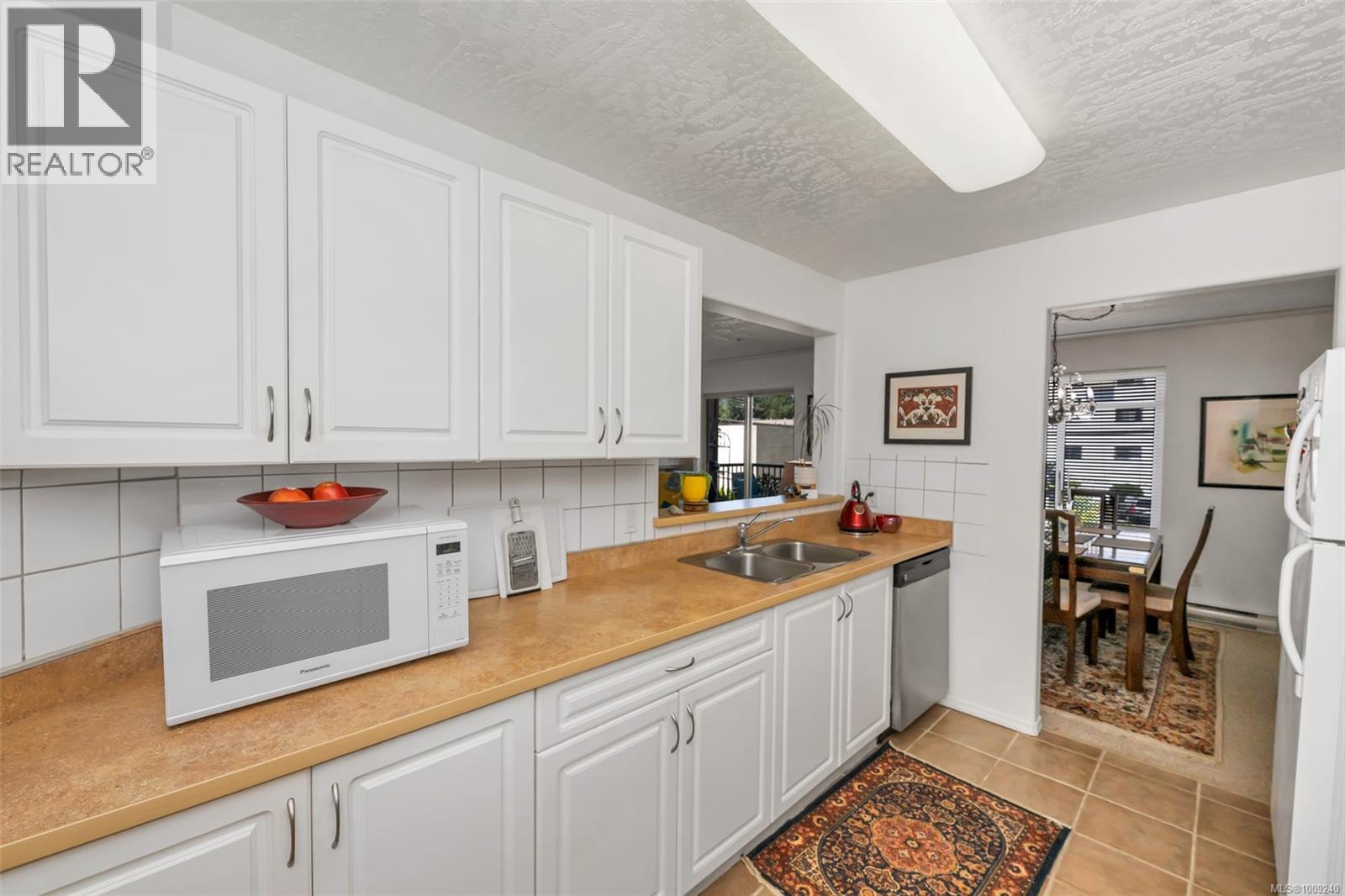 Photo 6 of 207 2568 Dingwall St, Duncan BC