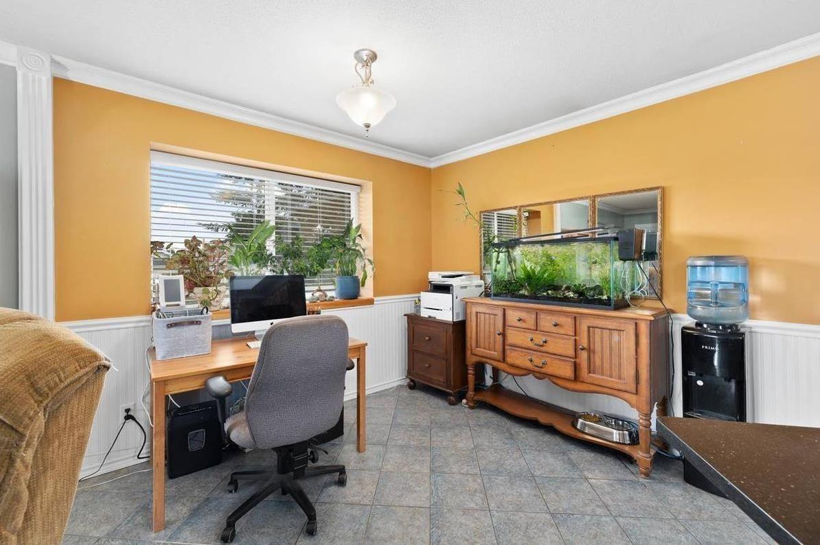 Photo 7 of 19093 Sundale Court, Surrey BC