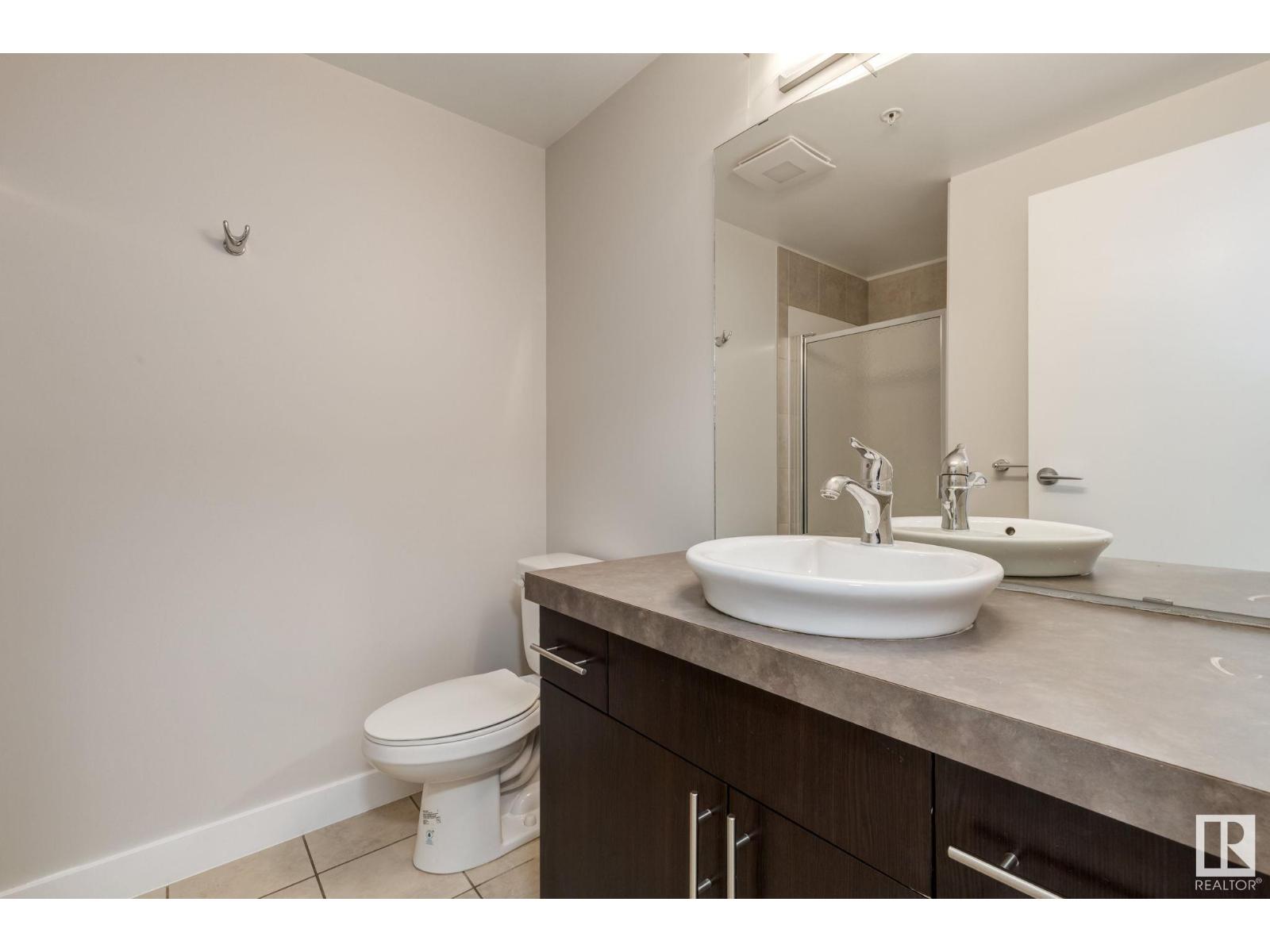 Photo 10 of 2303 10152 104 St Nw, Edmonton AB