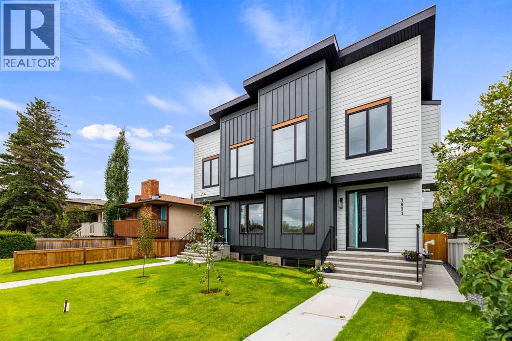 Single Family House for Sale in   Avenue NW Bowness Calgary 