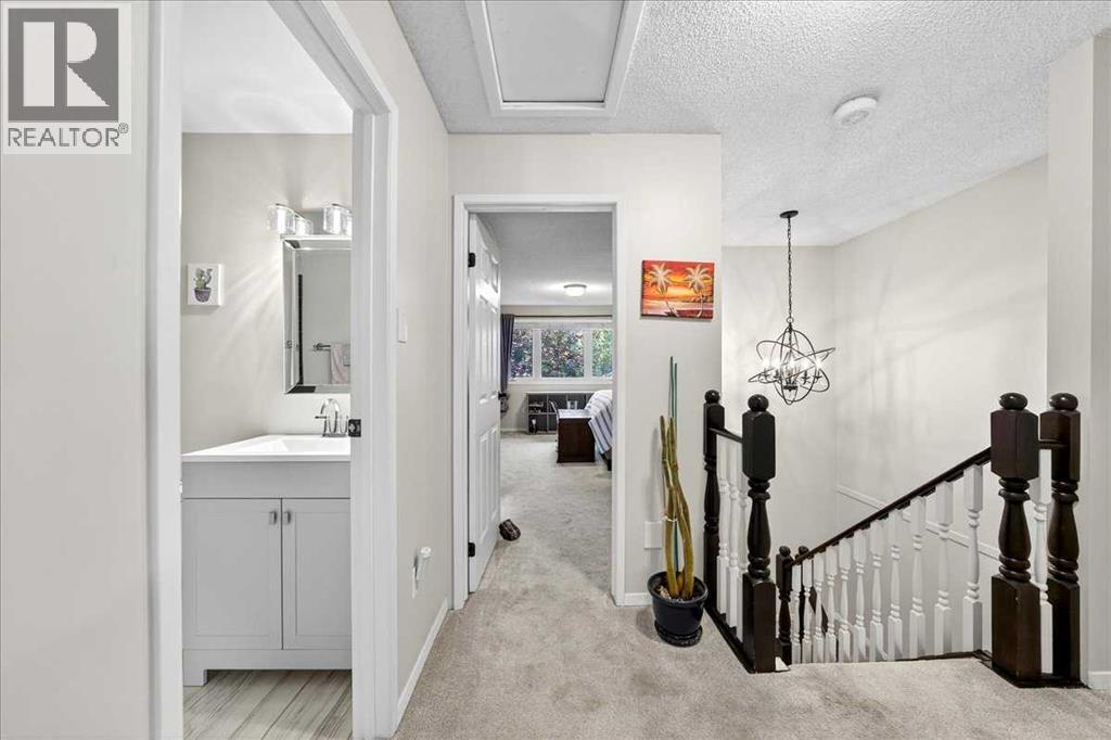 Single Family House for Sale in   Glamis Drive SW Glamorgan Calgary 