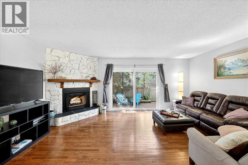 Single Family House for Sale in   Glamis Drive SW Glamorgan Calgary 
