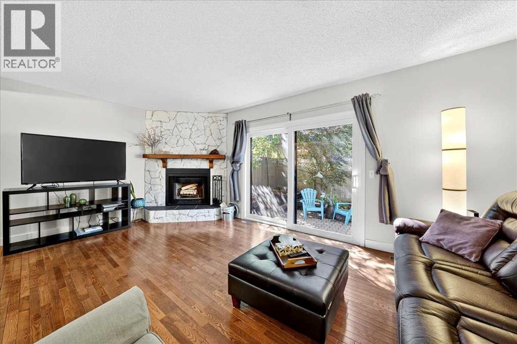 Single Family House for Sale in   Glamis Drive SW Glamorgan Calgary 