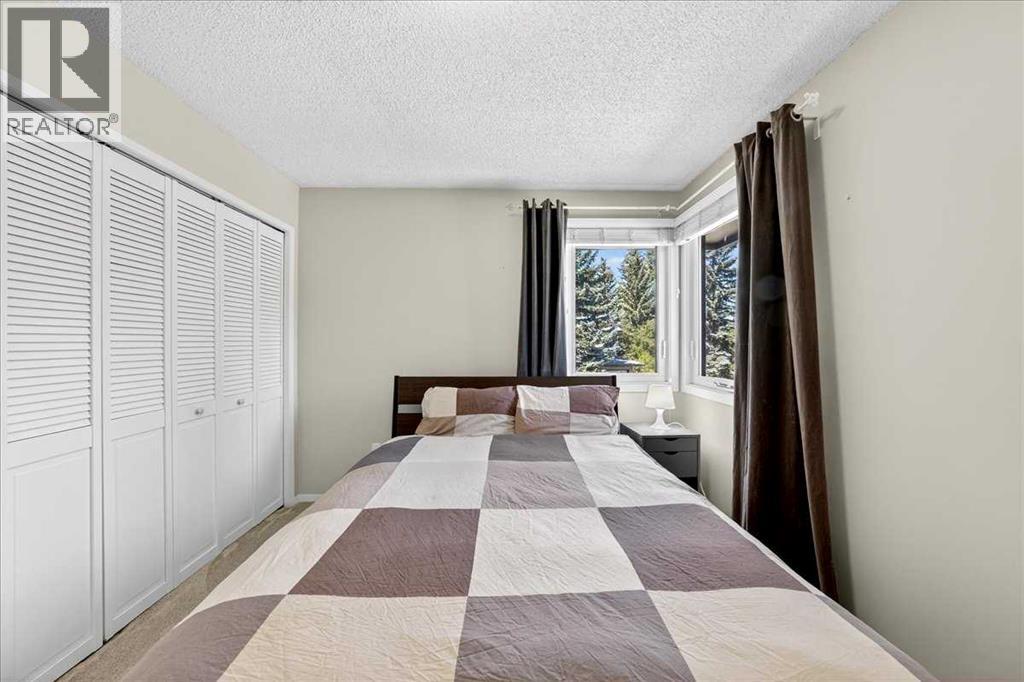 Single Family House for Sale in   Glamis Drive SW Glamorgan Calgary 