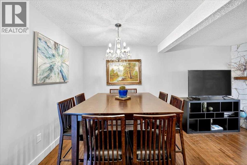 Single Family House for Sale in   Glamis Drive SW Glamorgan Calgary 