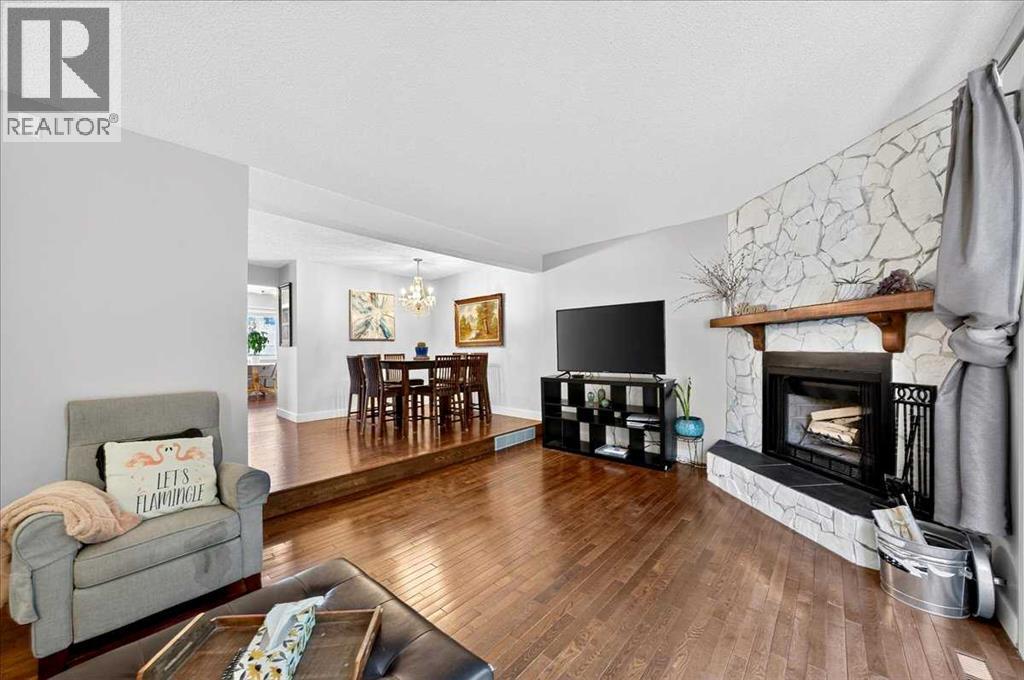 Single Family House for Sale in   Glamis Drive SW Glamorgan Calgary 