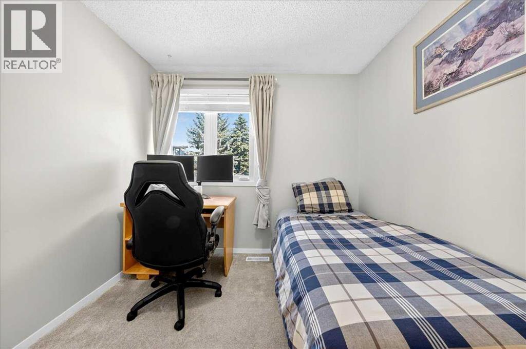 Single Family House for Sale in   Glamis Drive SW Glamorgan Calgary 