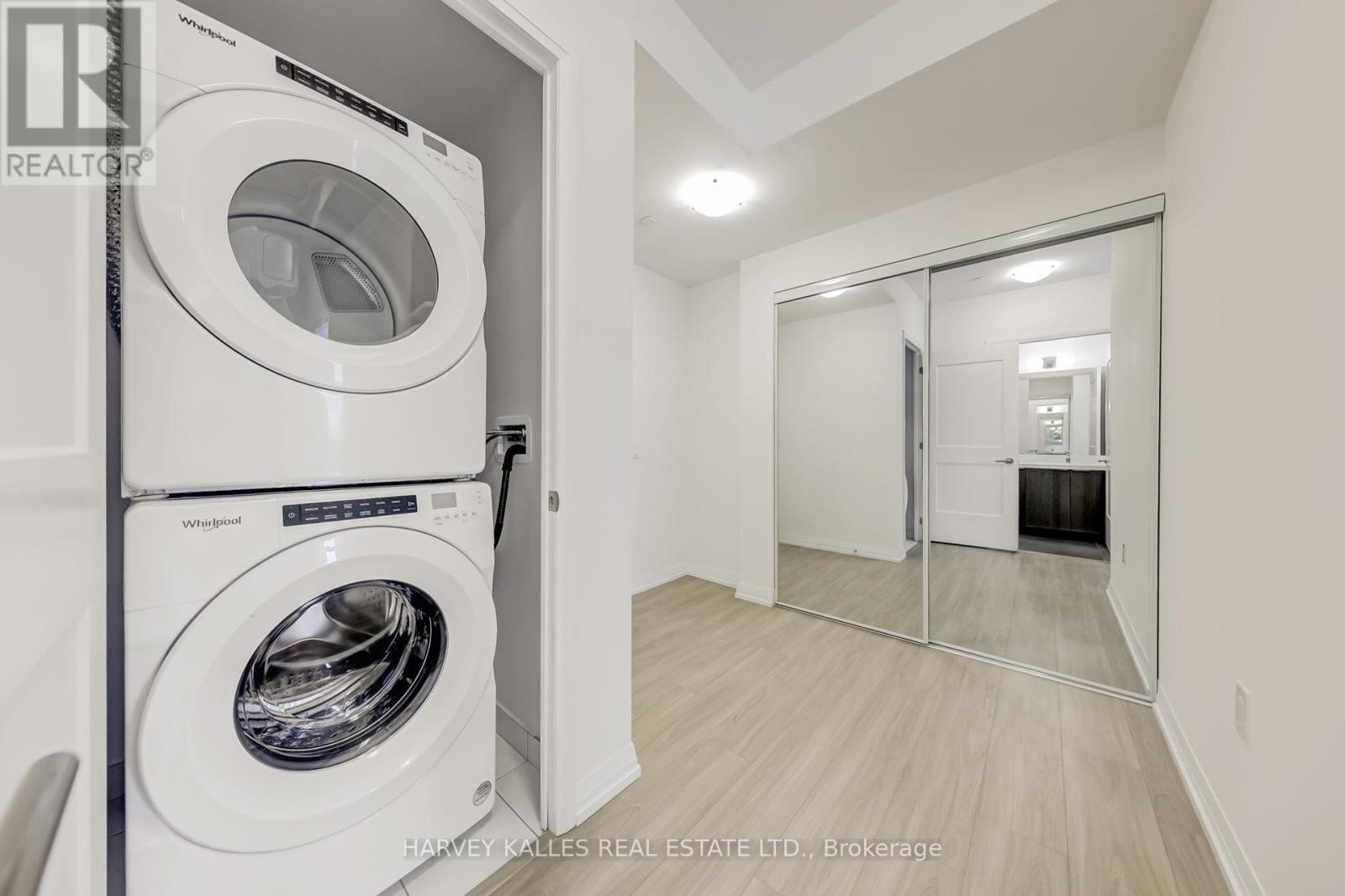 Photo 1 of Ph 03 25 Holly Street, Toronto ON