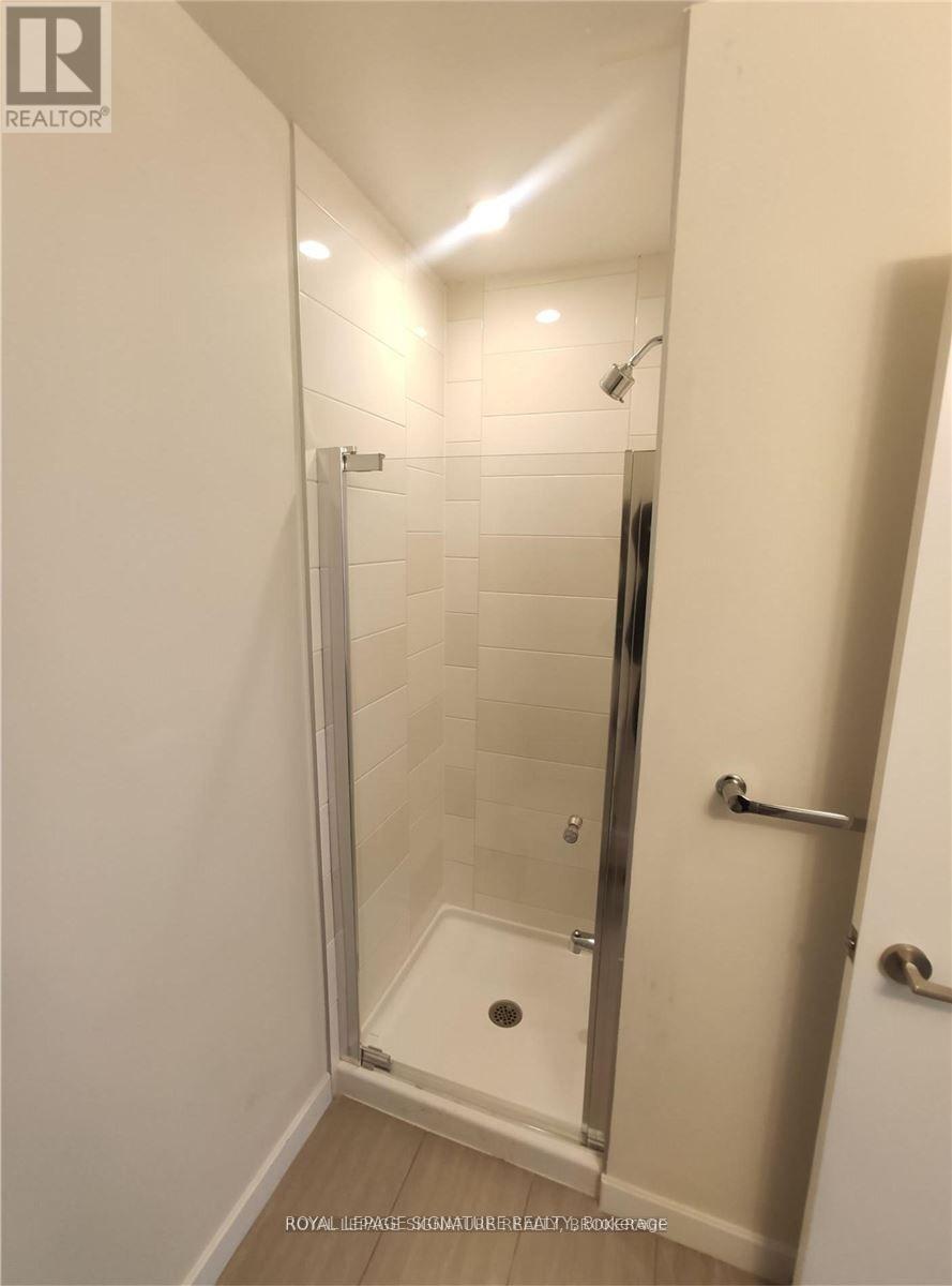 Photo 1 of 1908 50 Forest Manor Road, Toronto ON